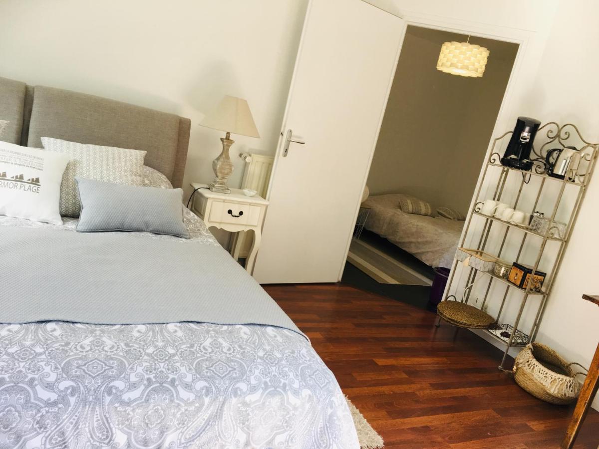 Chambre Kercaves 라모르플라주 외부 사진